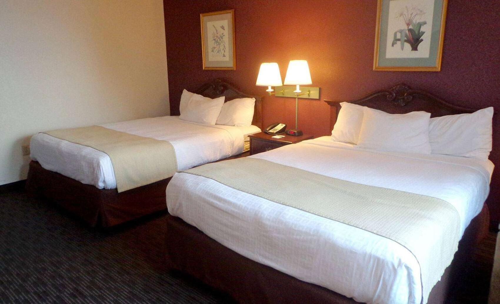 Americinn By Wyndham Marshall Dış mekan fotoğraf